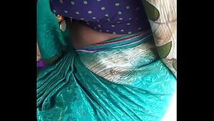 scorching Telugu aunty displaying boob's in auto